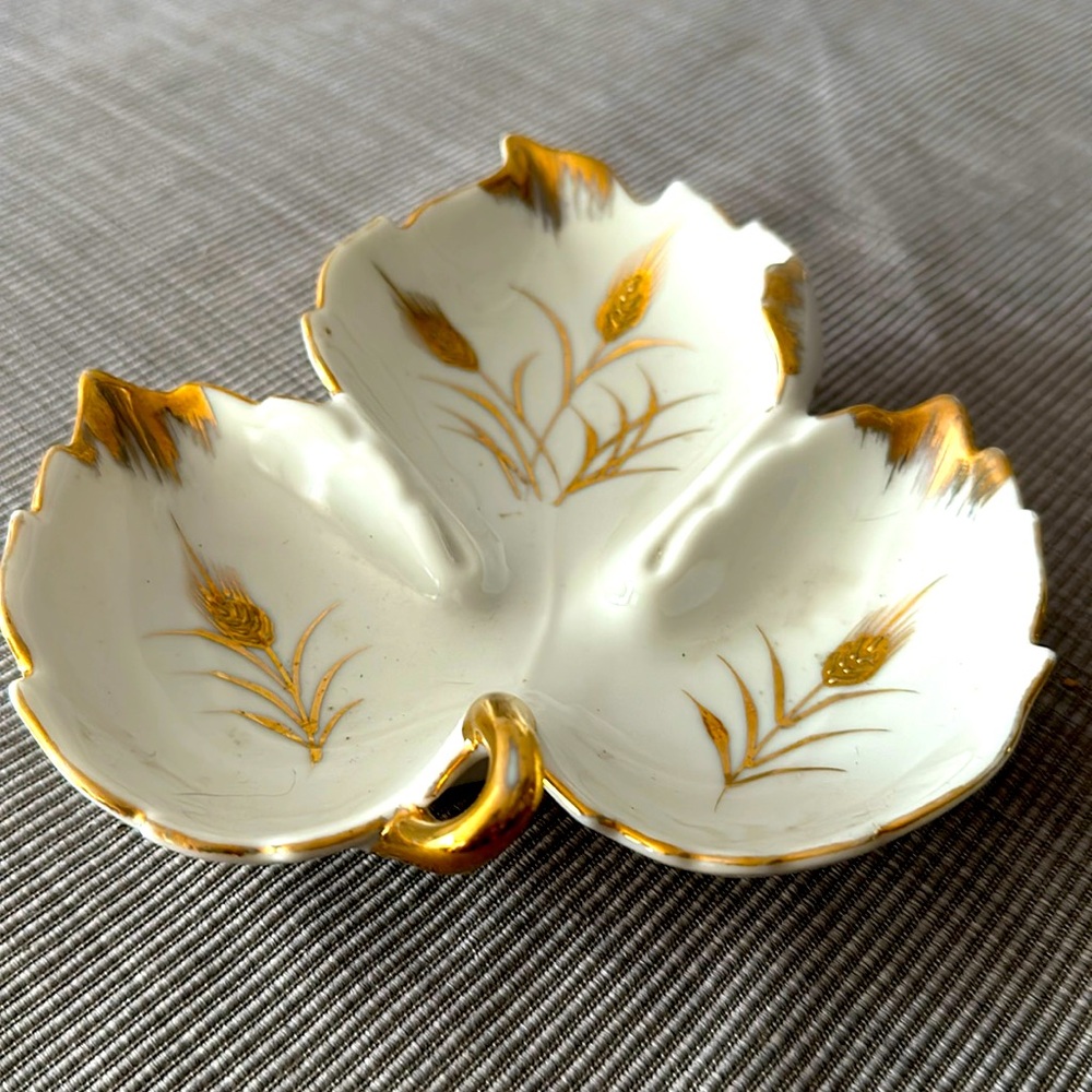 White and gold leaf three section relish candy dish